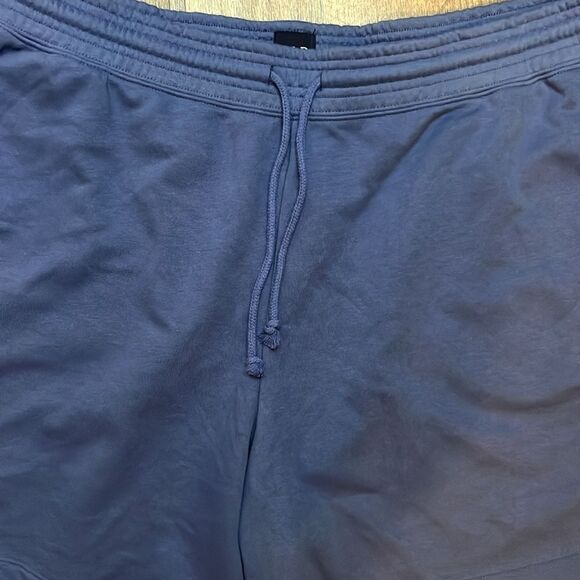 Gap Men’s French Terry Drawstring Sweat Shorts size XXL NWT - Picture 2 of 8